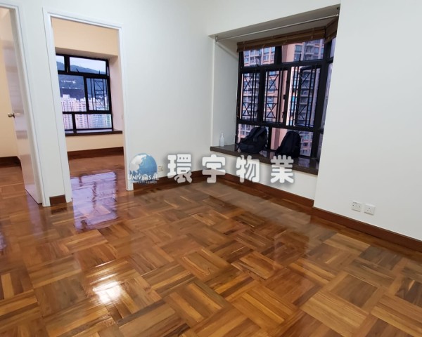 2巨房＜一人一間＞樓皇［荃灣最靚地段］睇岩盡傾