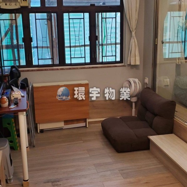 市中心,交通方便