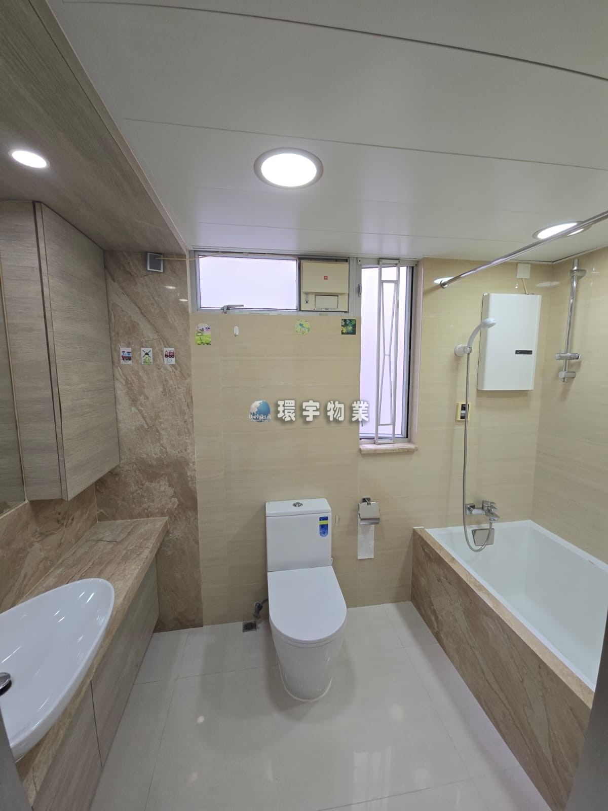 25ee634a-97ad-4a36-b35f-3d1aa171416f.jpg
